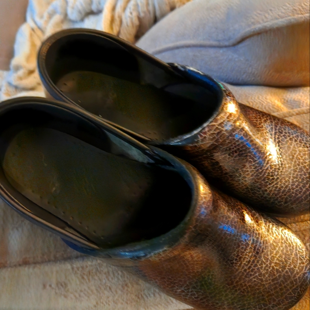 Danskos size 10